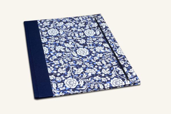 Sammelmappe A4 "Fanni", blaue Mappe, Blumen